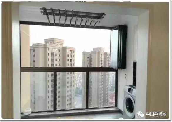 whole-opening-window-hardware 1 أجهزة نافذة مفتوحة بالكامل 1