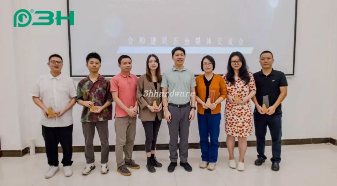 3h أجهزة البناء 3