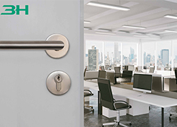 البساطة تلبي التطور | تعرض أجهزة باب الأرجوحة سحر أنماط الحياة المتنوعة بجودة استثنائية