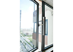 أخطاء وطرق صيانة أدوات فتح النوافذ الكهربائية